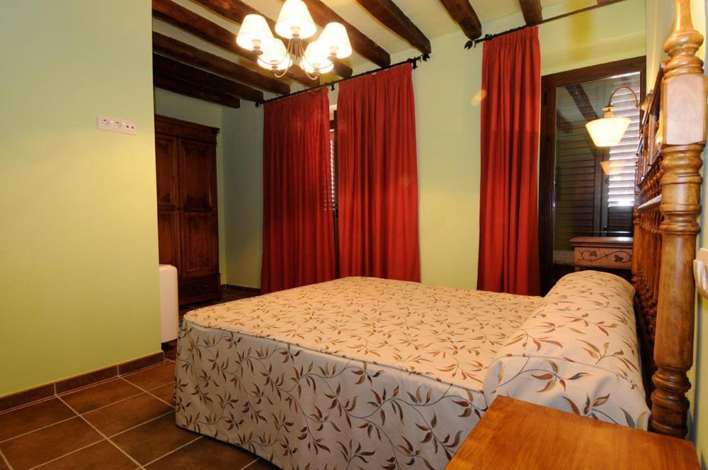 Las Ollerias Deza Quarto foto
